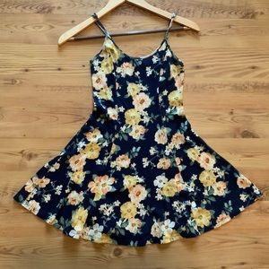 Forever 21 | Navy & Floral Sundress | MINI